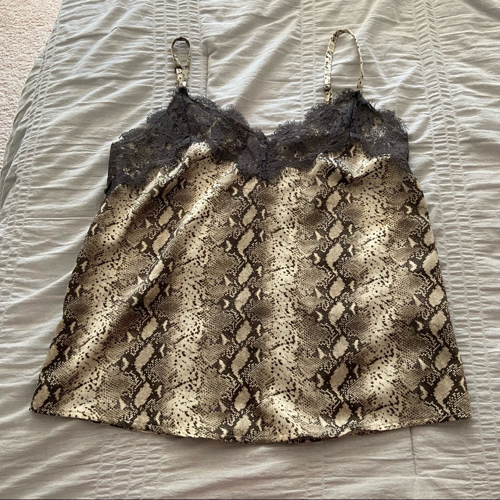 Satin tank